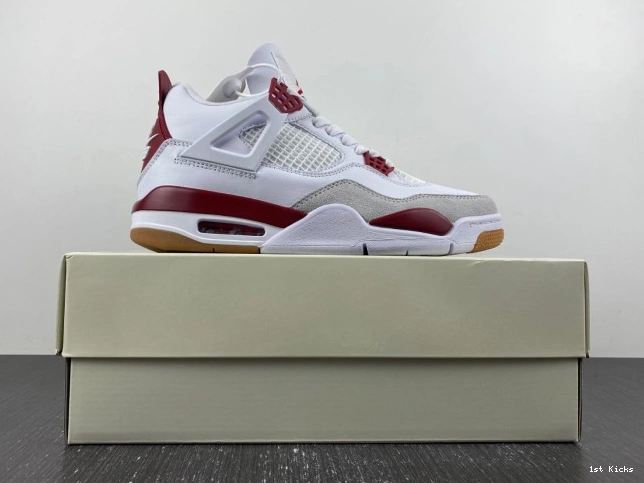 1st Kicks SB Pine DR5415-160 Red Retro 4 Jordan 0820